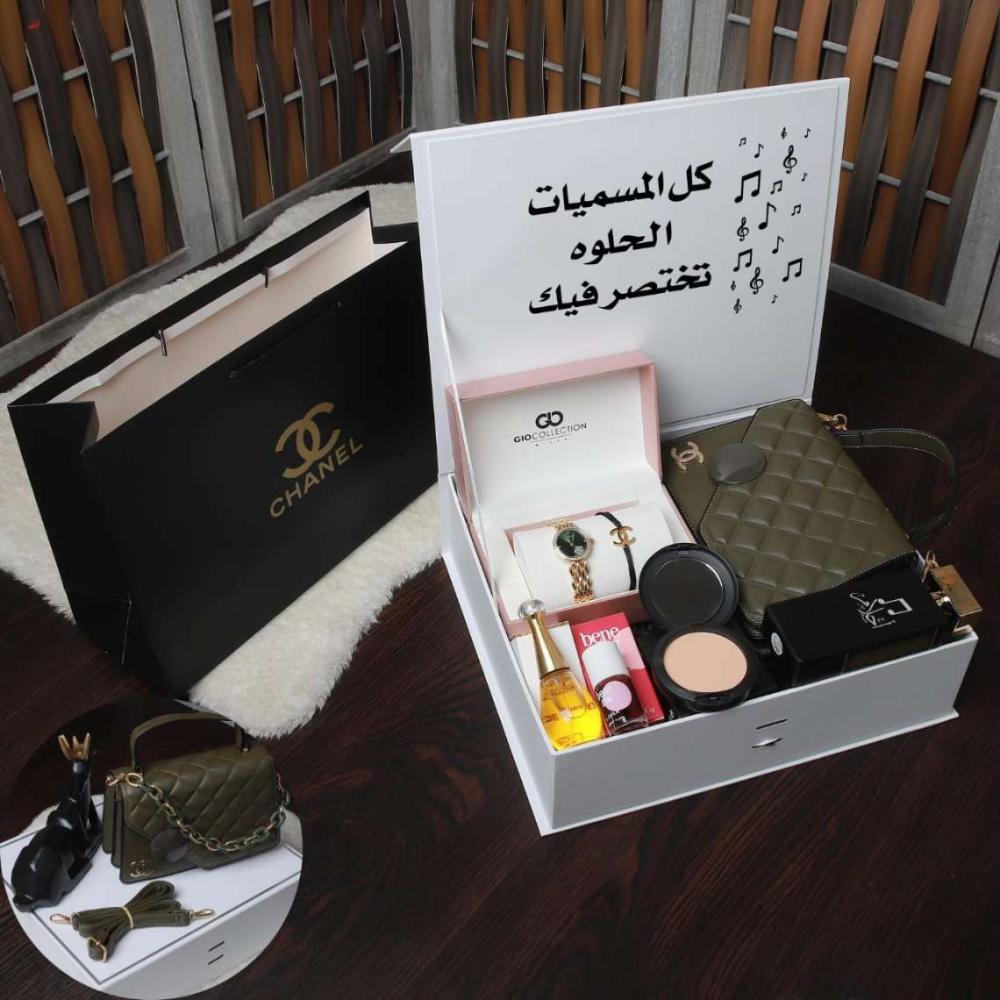بوكسات هدايا بنات تخرج 2025