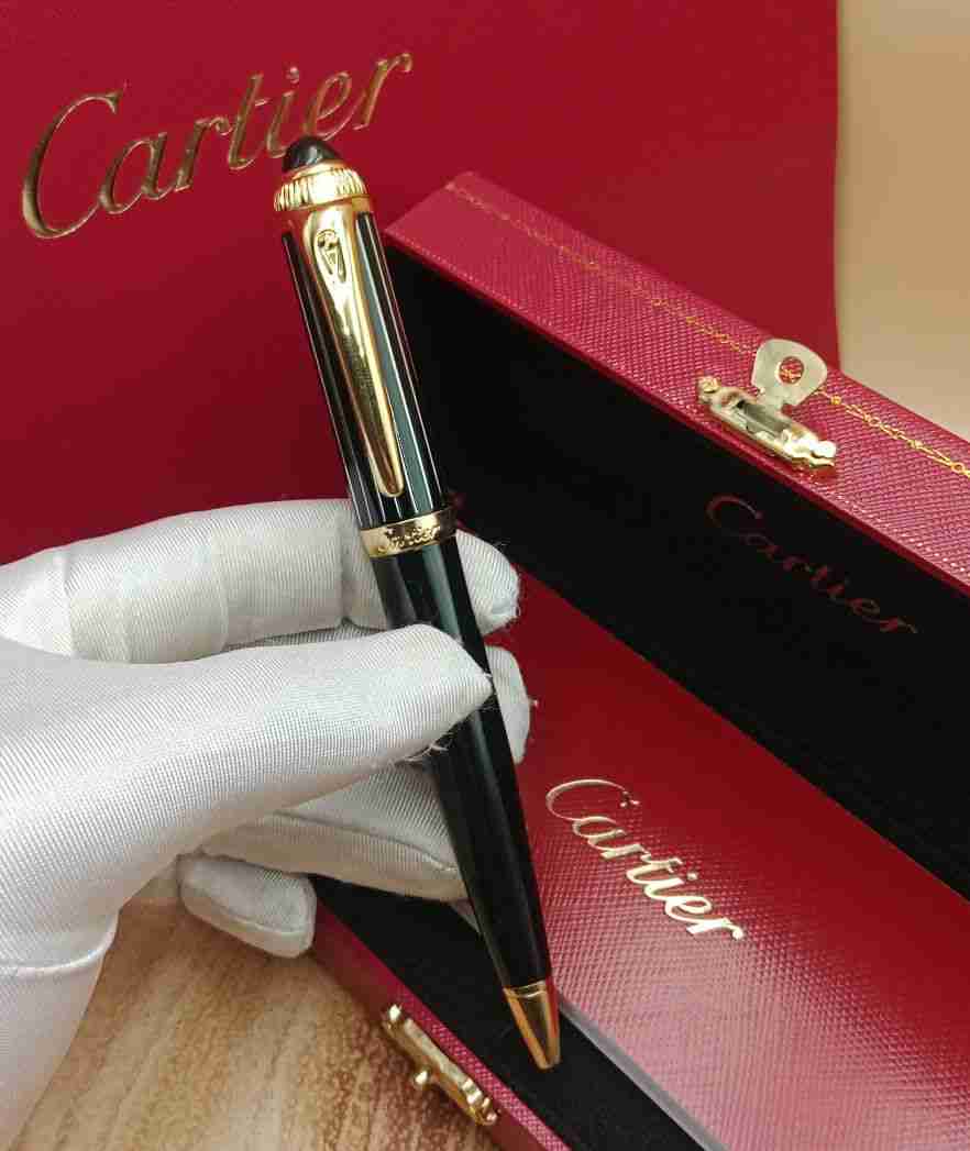 قلم كارتير سانتوس الأصلي أخضر وذهبي بالملحقات الكاملة - سعر قلم كارتير رجالي الجديد | نايس بوكس