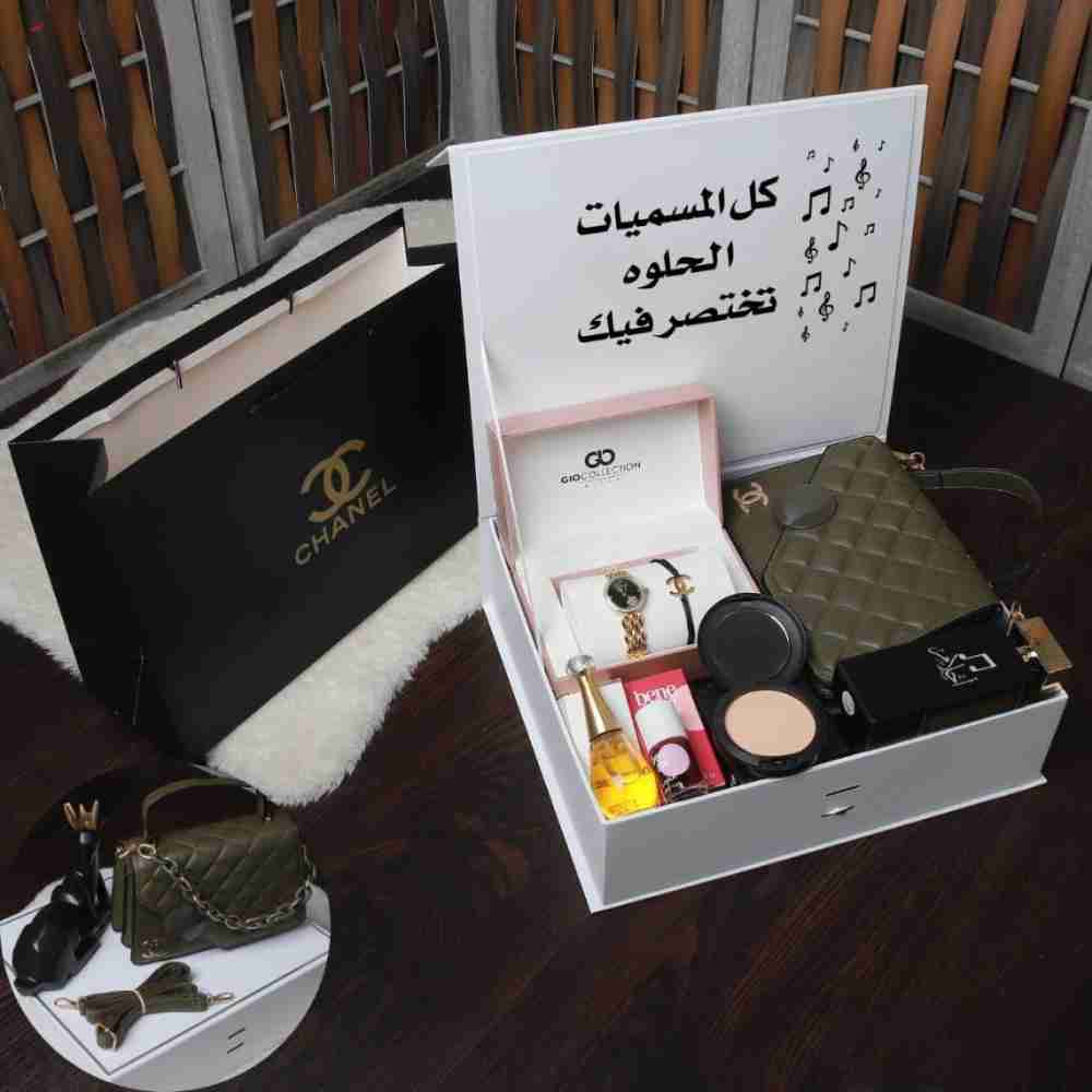 بوكسات هدايا بنات تخرج 2025